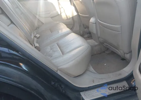 2005 Honda Accord 2.4 Ex z USA, uszkodzony, nr VIN 1HGCM56865A087062